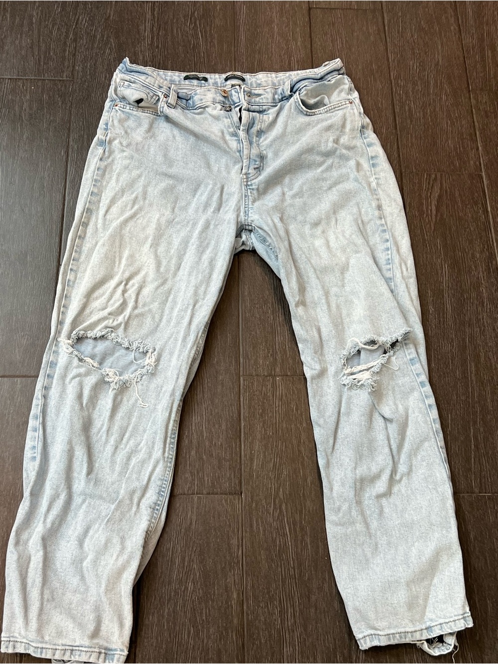 Light Wash Distressed womens Jeans